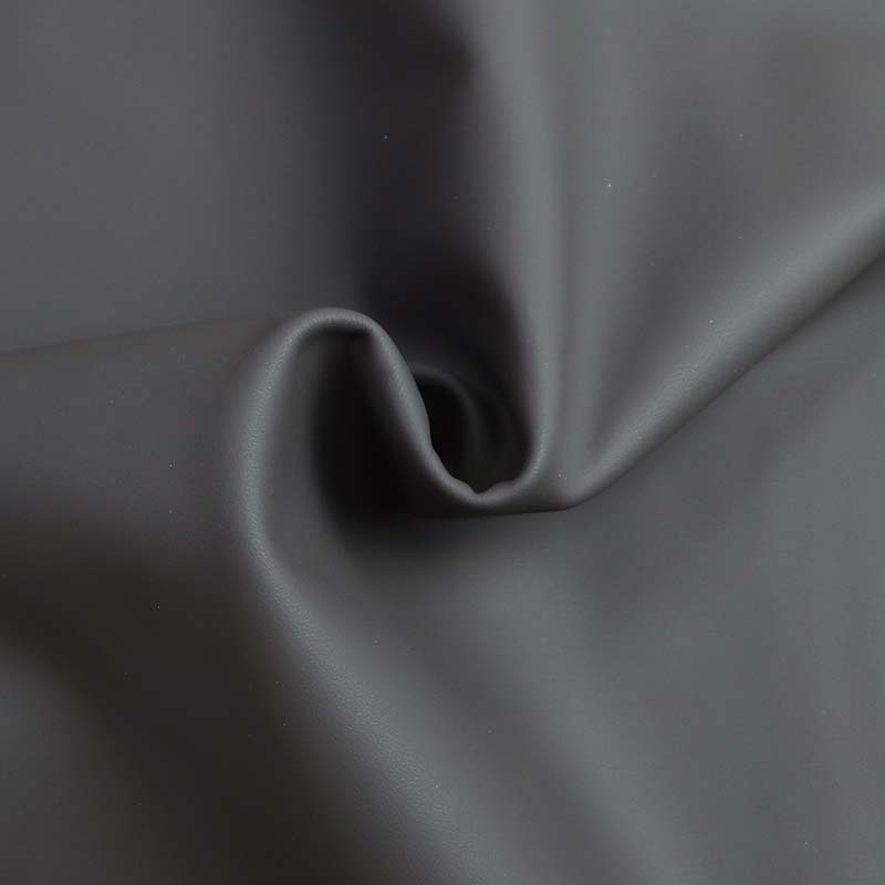 Co to jest skóra silikonowa i dlaczego zastępuje skóry zwierzęce?